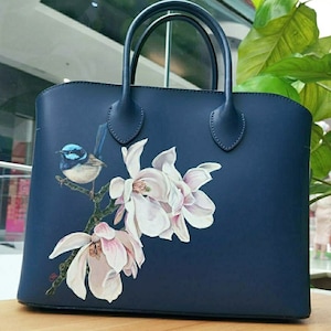 Cadeau personnalisé sac fourre-tout peint à la main pour femme Sac en cuir fait main Sac à bandoulière sur mesure Sac à main floral personnalisé