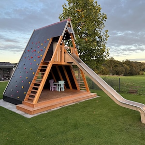 Planos de casitas de juegos triangulares. Planos de casitas de juegos para niños, planos de casas de jardín de madera, hágalo usted mismo con los archivos digitales descargables. imagen 4