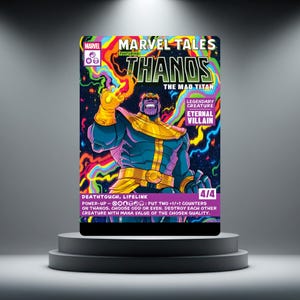 Può includere: Una carta collezionabile rettangolare raffigurante Thanos, il Mad Titan, in un costume viola e oro con un guanto luminoso. Lo sfondo mostra vortici cosmici colorati. Il testo include Marvel Tales, Legendary Creature, Eternal Villain e 4/4.