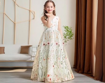 Sleeveless Flower Girl Dress Elegant Floor Length Embroidered Tulle Tutu with Open Back, Ideal for Weddings Special Occasions For Daughter