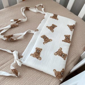 Baby organizer, Natural muslin Crib Organizer, Baby Cot Pocket Organizer, Diapers teddy bear nursery Organizer, Baby Nursery Storage