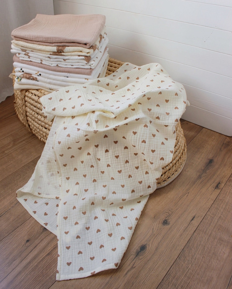 Baby Swaddle Blankets Muslin 100% cotton, Swaddle Diaper Set,Lightweight Breathable Baby Wrap,Baby Gift Newborn Swaddle vanilla hearts