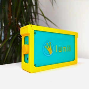 Lunii - coque de protection jaune, musiques, sons & images