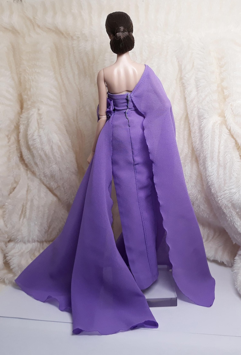 Robe Barbie Silkstone Faite Main - Taille 12 Pouces - Style Incurvé Beige - Pour Collectionneuse