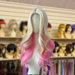 Chic 26&quot; Long Body Wave Synthetic U-Part Lace Wig – Available in Green & Pink