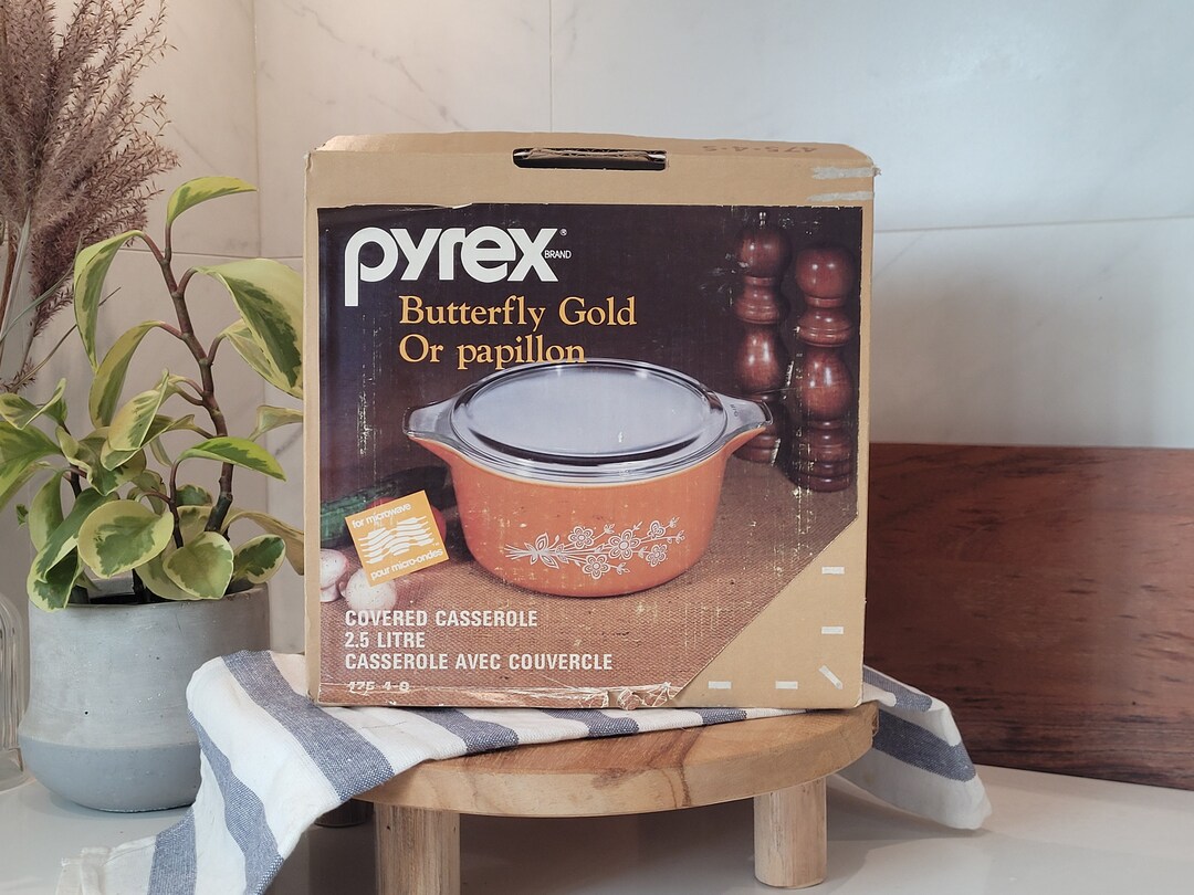 NEW IN BOX Vintage Pyrex butterfly Gold 1979 Version 2 Casserole 475 - Etsy