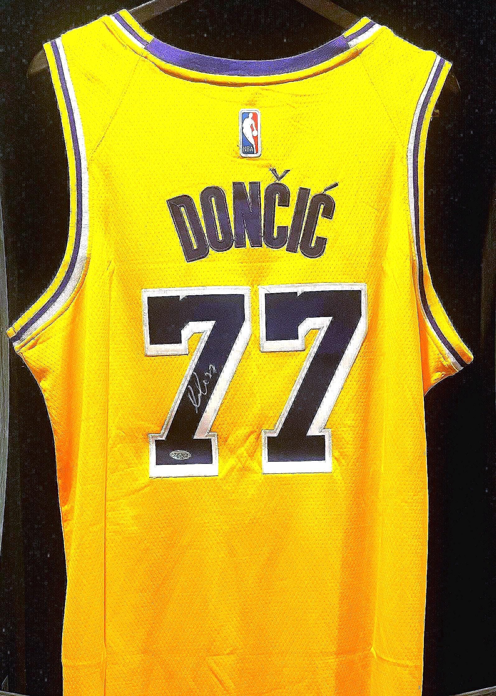 Luka doncic signed jersey - Etsy 日本