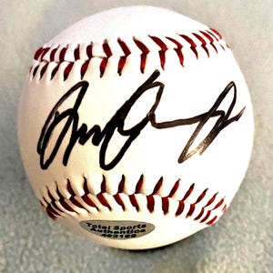Arnold Schwarzenegger signierte Baseball mit COA
