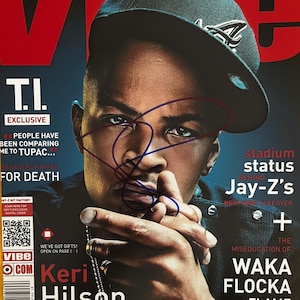 Foto autografata di T.I. (Clifford Harris Jr) con certificato di autenticità.
