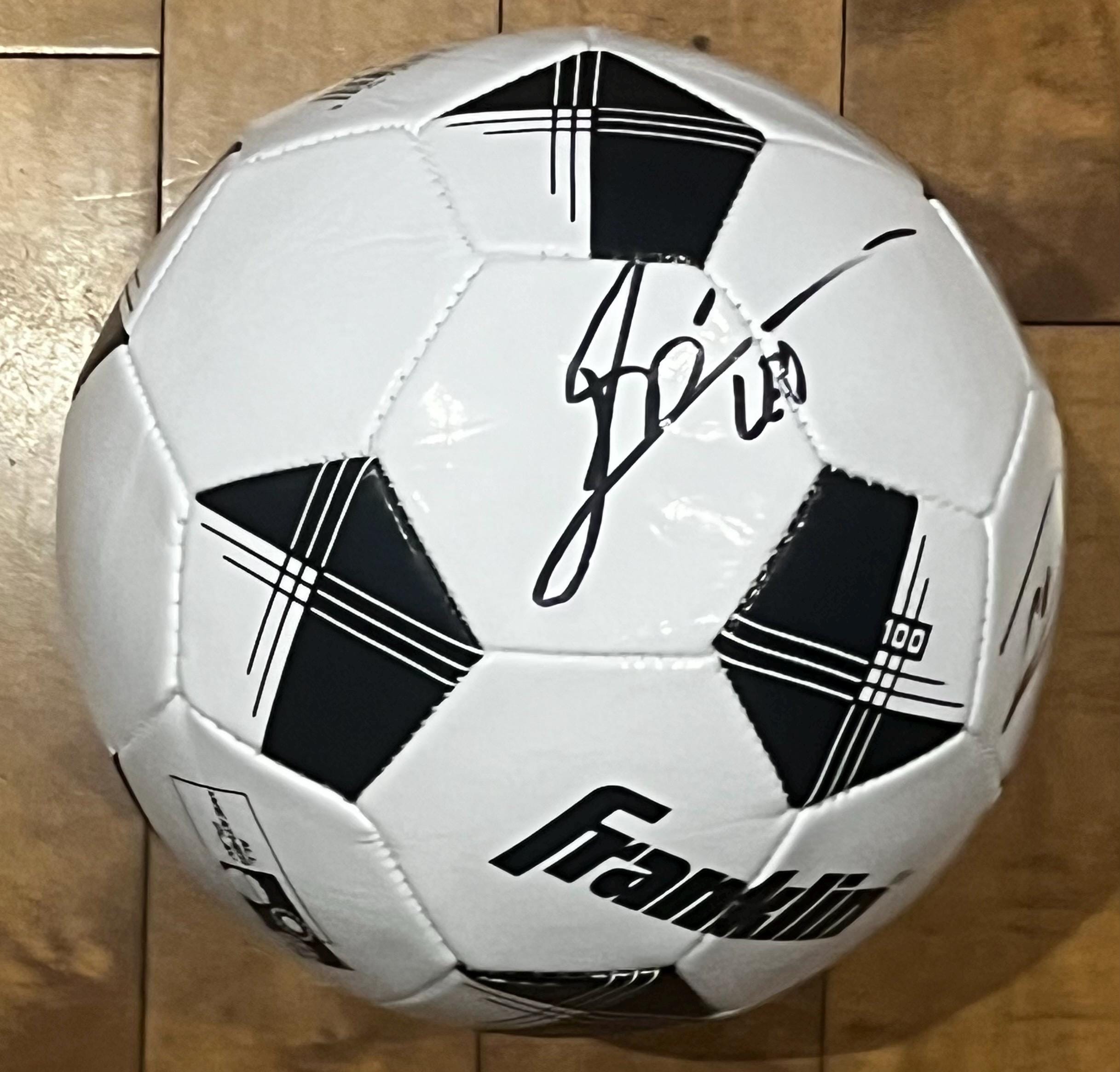 Cristiano ronaldo signed ball - Etsy 日本