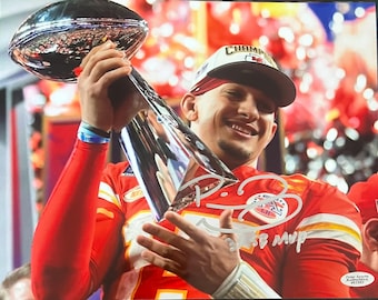 Patrick Mahomes signerat foto med äkthetsintyg