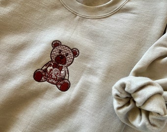 Teddy Bear Embroidered Crewneck Sweatshirt, Unisex Plaid Design