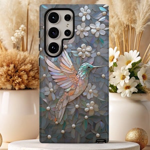 Capa de telefone beija-flor madrepérola mosaico, vitral falso iridescente, simples e minimalista iPhone 16+ Pro Max, Samsung, Pixel 9 Pro