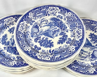 Assiettes plates 10" Villeroy et Boch Burgenland | Assiettes en porcelaine bleue et blanche Transferware des années 1960 | Maintenant disponible par lot de 4