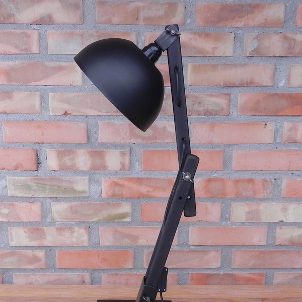 lámpara, lámpara de escritorio, artesanía, diseño único y original.