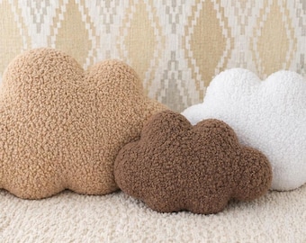 Molnformad kudde | Mjuk sherpakudde | Neutral barnrumsinredning | Plyschmoln | Babyrumsinredning | Mysig minimalistisk kudde |