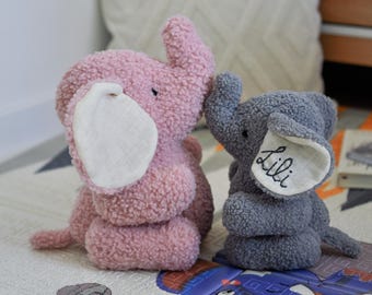 Personlig plyschelefantleksak med namn på örat, personligt namngosedjur, babyshower-barnrumsdekoration