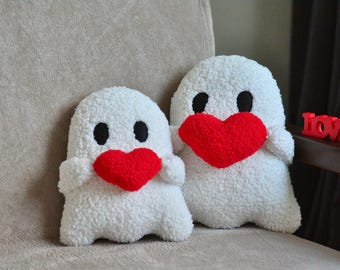 Plush Ghost with Heart - Сute Soft Toy | Halloween Gift | Gothic Love Gift | Spooky Halloween Ghost Throw Pillow | Soft Plush Ghost |