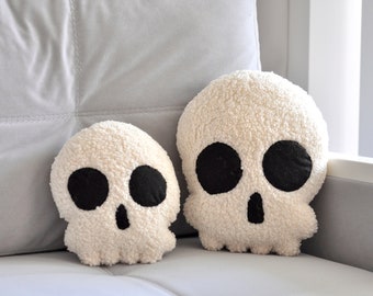 Oreiller en peluche tête de mort en sherpa - Oreillers d'Halloween | Oreiller squelette Teddy bouclé | Coussin tête de mort | Coussins d'Halloween drôles et effrayants |