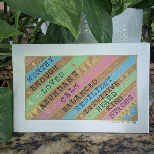 Arte mural pintado a mano. Inspirador, motivador, positivo y con afirmaciones. Pintura que te recuerda tu poder interior. Un regalo ideal.