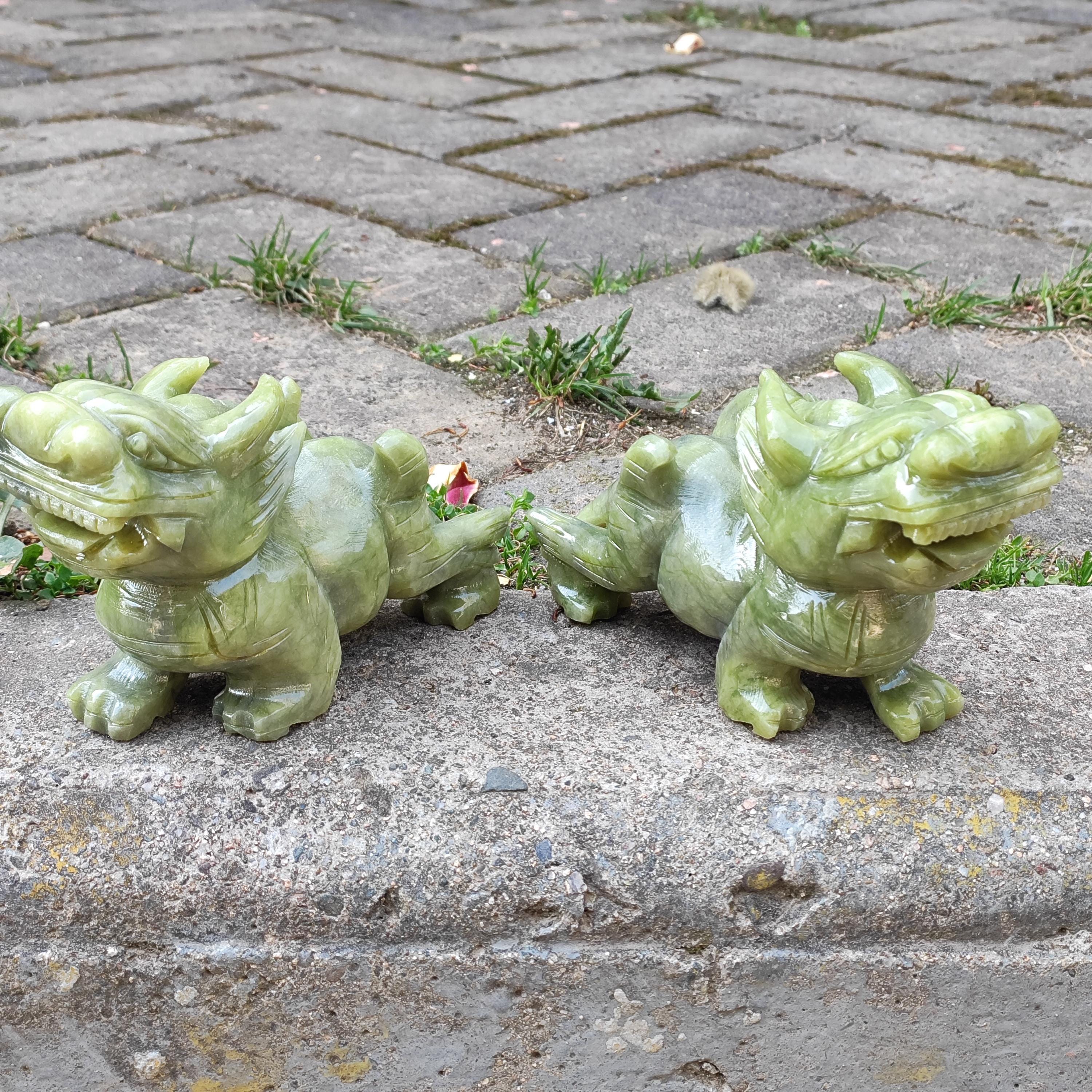 ペア天然翡翠風水 Pi Xiu/Pi Yao 像 富と幸運の置物、コレクション用