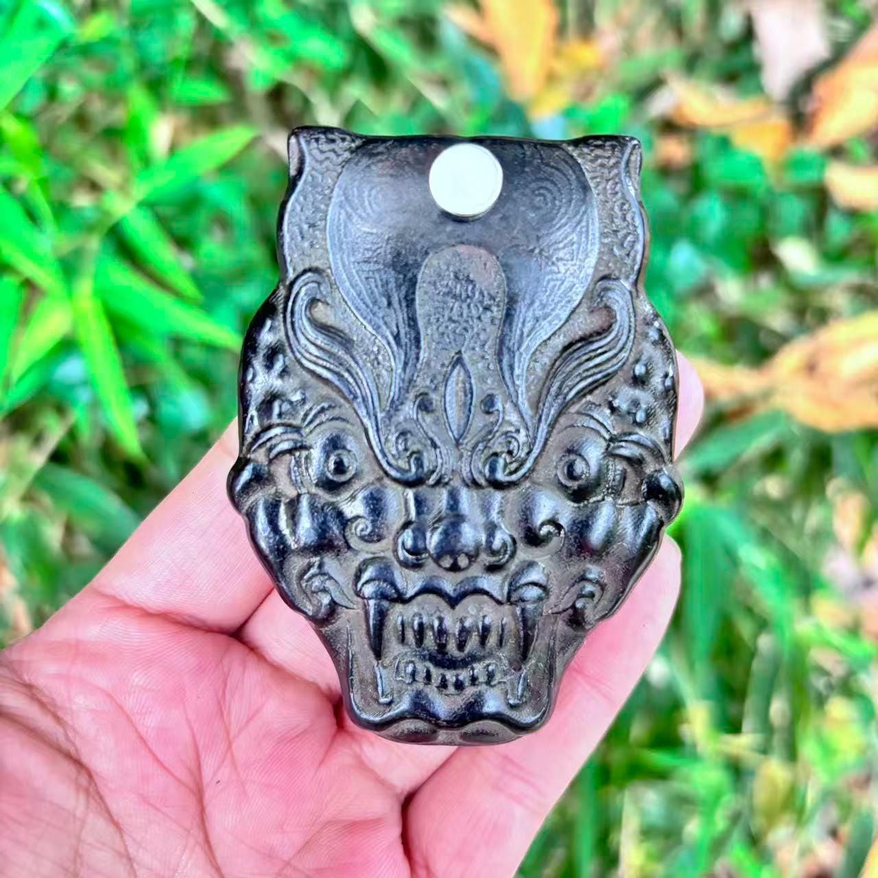 チベット産レッドマウンテン隕石ペンダント 磁気釉 古代翡翠風 お守り