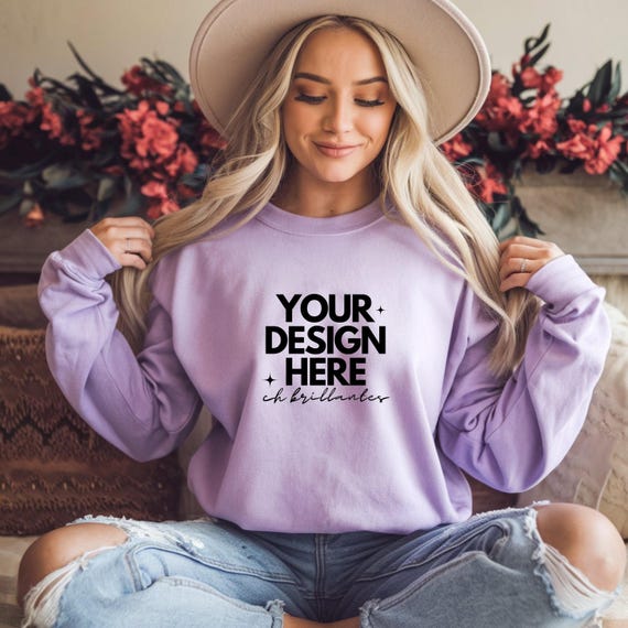 Gildan 18000 Light Mockup Valentines Day,Customizable Light Purple Sweatshirt - Perfect Romantic Valentine's Day Gift for Couples,