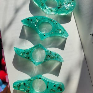 Imperfect Page Holder | Resin Page Holder | Book Accessories | Page Holder | Thumb Page Holder | Flawed Page Holder