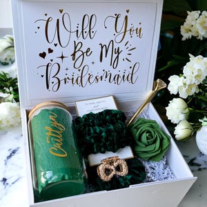 Bridesmaid Proposal, Personalized Bridesmaid gift, Personalized Bridesmaid Proposal Box, bachelorette propose, maid-of-honor proposal gift