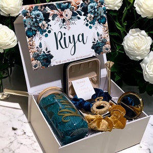 Bridesmaid proposal,Personalized Bridesmaid gift, Personalized Bridesmaid Proposal Box, bachelorette propose, maid-of-honor proposal gift