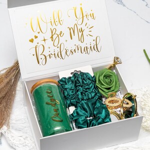 Bridesmaid Proposal, Personalized Bridesmaid gift, Personalized Bridesmaid Proposal Box, bachelorette propose, maid-of-honor proposal gift