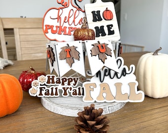 Taca z dyniami, Jesienna dekoracja tacy z warstwami, Drewniany znak Hello Fall, Taca z warstwami na Święto Dziękczynienia, Dekoracja zbiorów jesiennych, Jesienna dekoracja tacy z warstwami