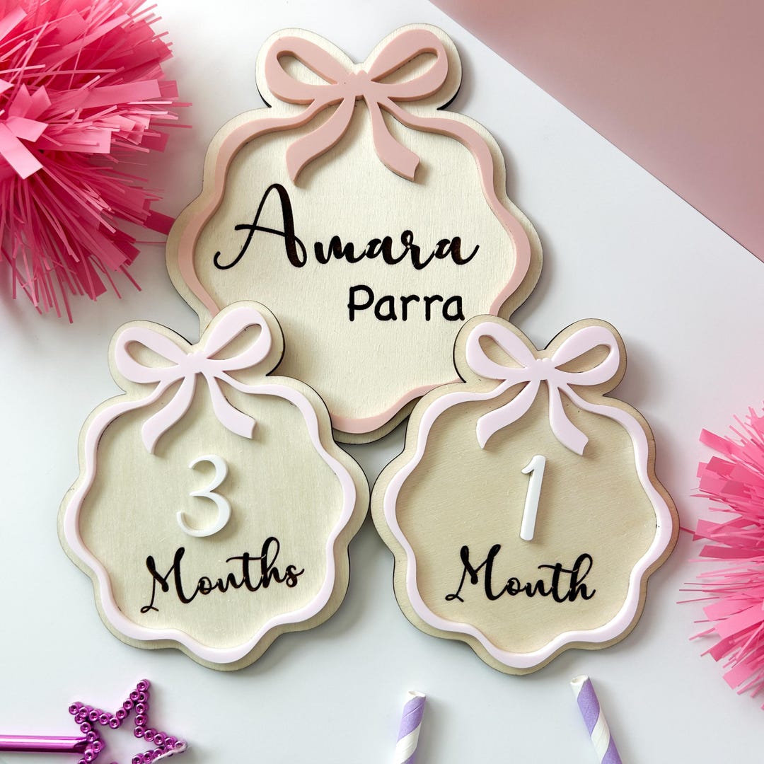Bow Frame Monthly Milestone Set Baby Shower Gift Milestone With Bow ...