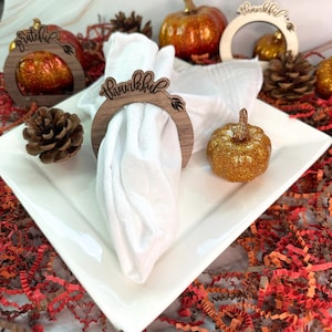 Thanksgiving Napkin Ring Holder, Napkin Holder for Table, Napkin Rings Vertical, Thanksgiving Table Setting, Wood Napkin Ring.