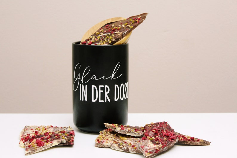 Vorratsdose, Keramikdose, Keramik Vorratsdose, Schwarze Dose mit Holzdeckel, Aufbewahrungsdose, personalisierte Vorratsdose, Dose mit Spruch Bild 2