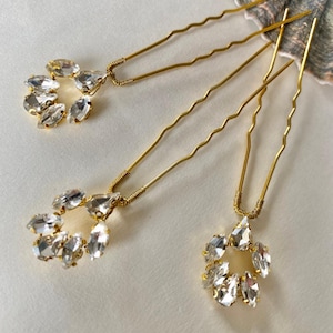 Gold Crystal Bridal Hair Pin, Minimalist Wedding Hair Accessory, Hair Jewelry For Bride
