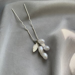 An ideal gift for bridesmaid hairstyle.