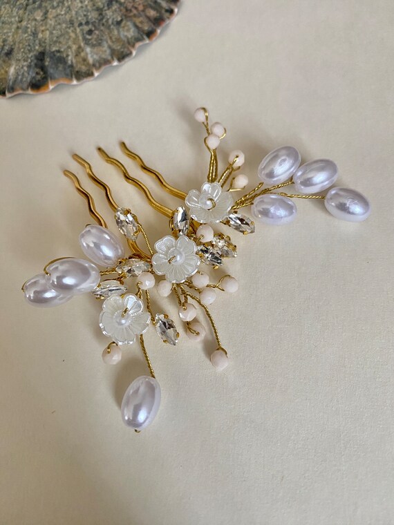Gold Hair Slide for Wedding, Floral Comb With Pearls, Bridal  display picture 2