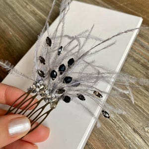 Vintage Grey Ostrich Feather Hair Comb: Gothic Wedding Accessory