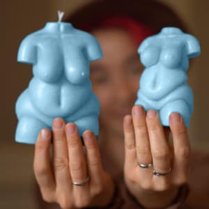 Curvy Female Candle, Voluptuous Body Sculpture, Plus Size Decor, Body-Positive Candle, Feminine Curves Art, Shapely Woman Candle, Full-Figured Goddess, Size-Inclusive Decor, Hourglass Figure Sculpture, Curvaceous Female Gift