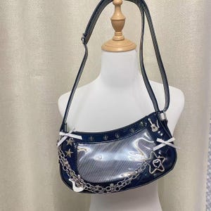 Super nette Leder Ita Tasche Punk Fledermaus Ita Umhängetasche Handmade Remake Handtasche Y2K Crossbody Bag Windows Bag Pin Display Bag für Frauen Mädchen