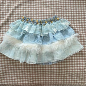 Handgjorda lapptäckskjolar minikjolar tårtkjolar y2k-kjolar harajuku-kjolar spetskjolar punkkjolar gotiska kjolar damkjolar flickkjolar