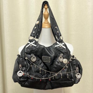 Y2K リメイク ハンドメイド トートバッグ パンク レザーバッグ クロスボディバッグ ボタン ボトルキャップ デザイン ショルダーバッグ 女性 女の子用