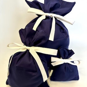 Gift bag, alternative gift wrapping, gift sack, fabric bag, fabric sack, sack, sacking sack, sacking sack