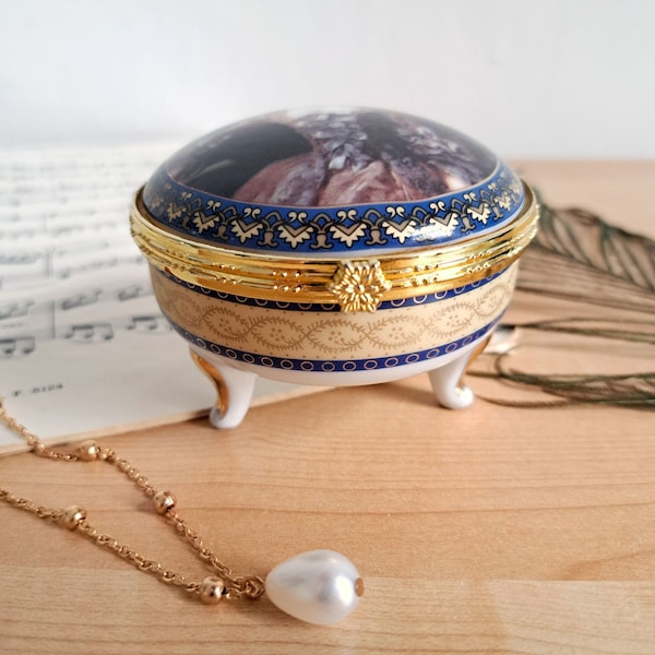 Vintage Movitex Jewelry Box/ French Porcelain Jewelry Box/ Porcelain Bauble/ Vivid Jewelry Box/ Porcelain Round Trinket Box/ Candie Box