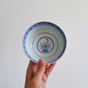 Vintage Chinese Rice Grain Jingdezhen Porcelain Bowl / Made in China / Vintage asian porcelain / Price for ONE Bowl zdjęcie 9