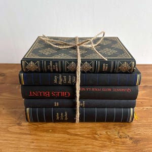 Black Hardcover Book Bundle Home Decor Reading  Minimalist Bookshelf Aesthetic Real Book Coffee Table French Book Set of 5