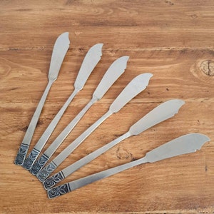 Set of 6 Vintage Stainless Steel Fish Knives SHELL / Antique Knife with Handle / Kitchen 70s