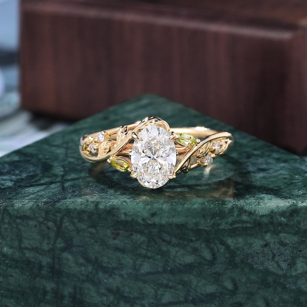 Carat Oval Lab Grown Diamond Engagement Ring: Vintage Yellow