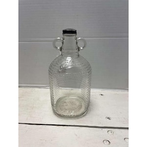 Vintage Carbone Quality Wines Clear Glass Jug With Handle & Black Cap